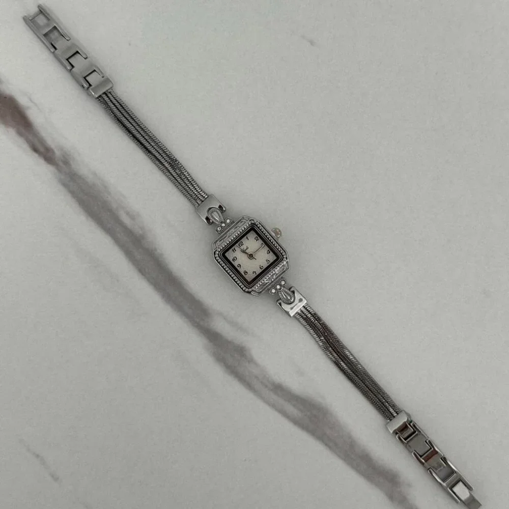 Sku 0460 cute silver‎ mini square watch + in a gift box stainless steel